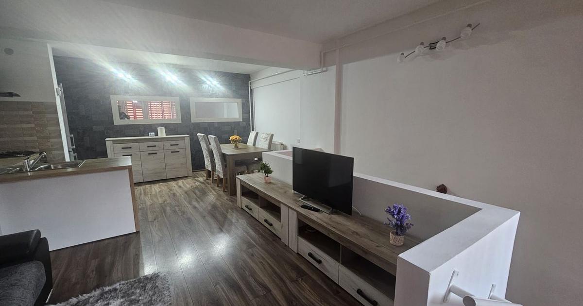 Apartament 2 camere, bloc 2010, garaj, Centru - Nord