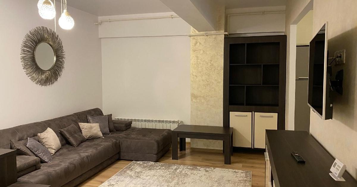 Apartament semidecomandat cu 3 camere în zona 9 Mai, Ploiești