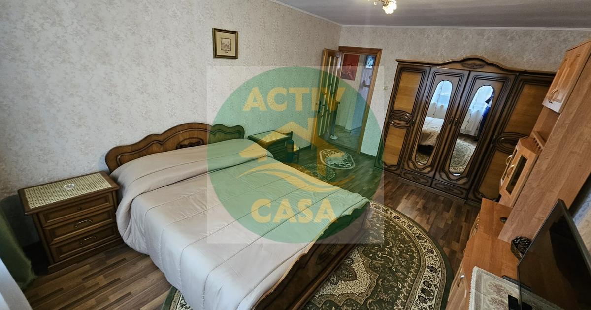 Apartament decomandat cu 2 camere în Roman preț 1.300 RON / lună