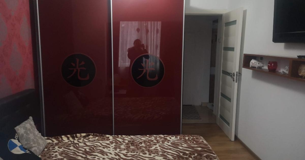 Închiriez apart 2 camere, etaj 1, Micro 17