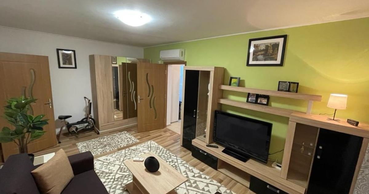 Proprietar, inchiriez 2 camere Pajura