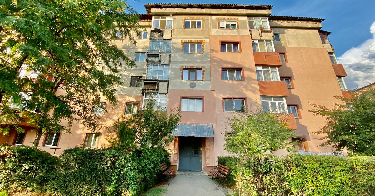 Apartament 3 Camere Decomandat de Închiriat – Micro 12, Târgoviște