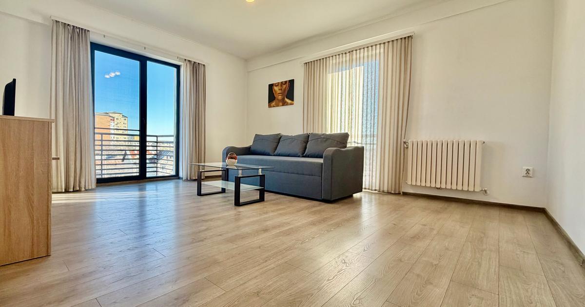 Închiriez apartament 2 camere – Micro 3, bloc nou, parcare privată