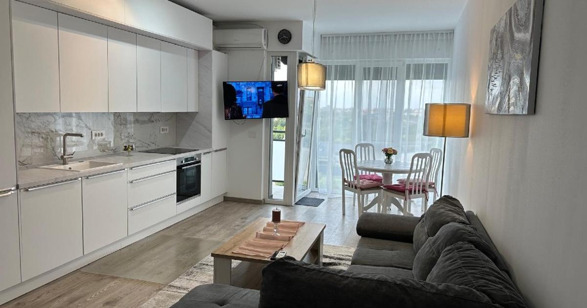 Apartament de inchiriat pe blv Liviu Rebreanu,3camere ,2bai,parcare subterana.