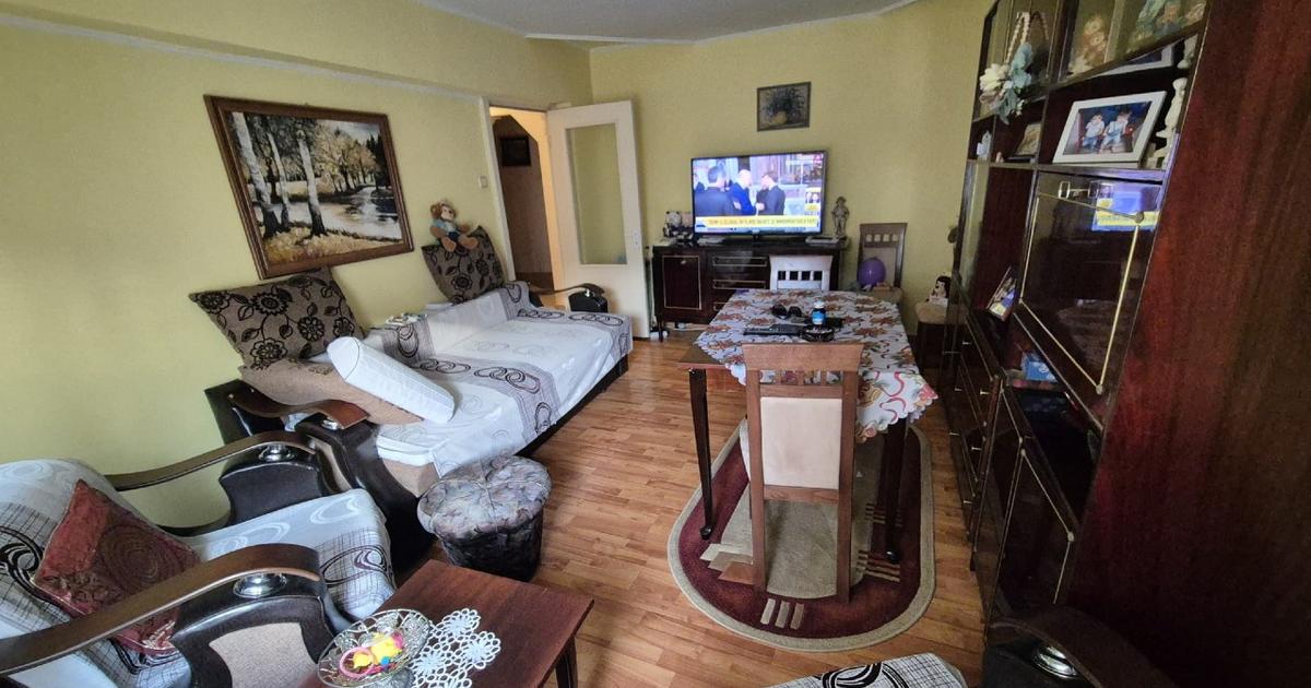 Vand Apartament 4 camere, Zona 1 Mai Alexandria