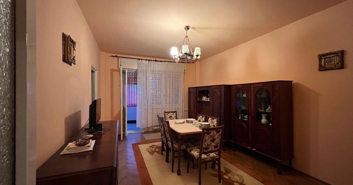 Apartament 2 camere spațios, zonă centrală Arad, boxă inclusă, direct proprietar