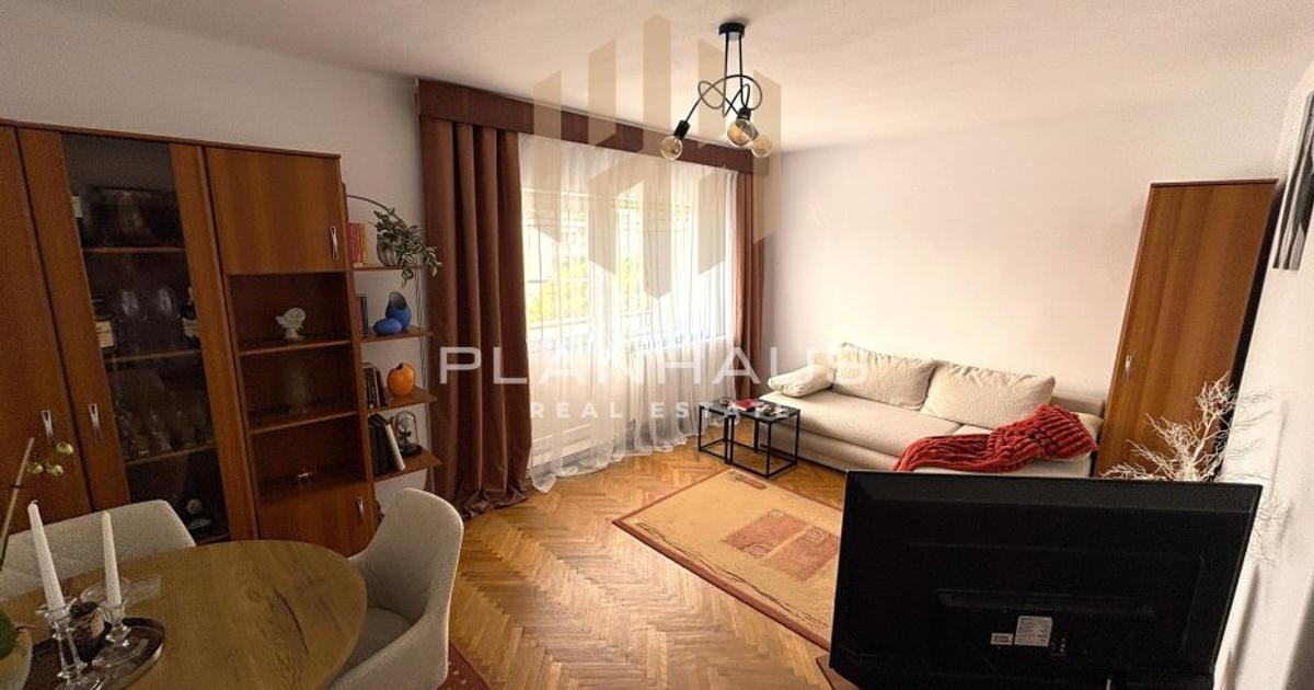 Apartament 3 camere - str. Moldovei, zona Canal 7