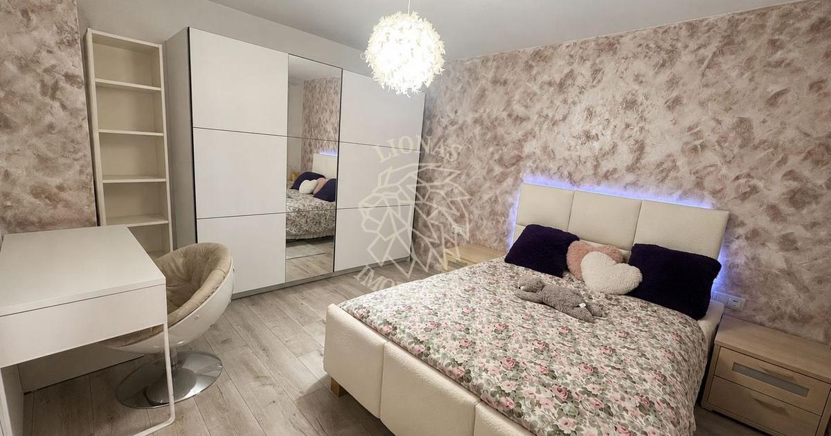 Apartament Modern 3 camere-renovat-curte, pod-Ultracentral