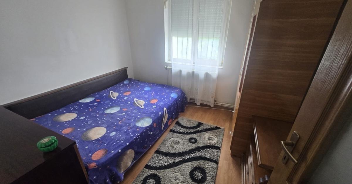 Apartament 3 camere roman