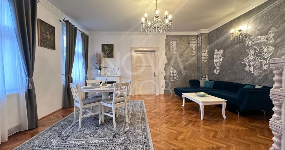 Apartament 3 camere de vanzare, Piata Armelor, Sibiu