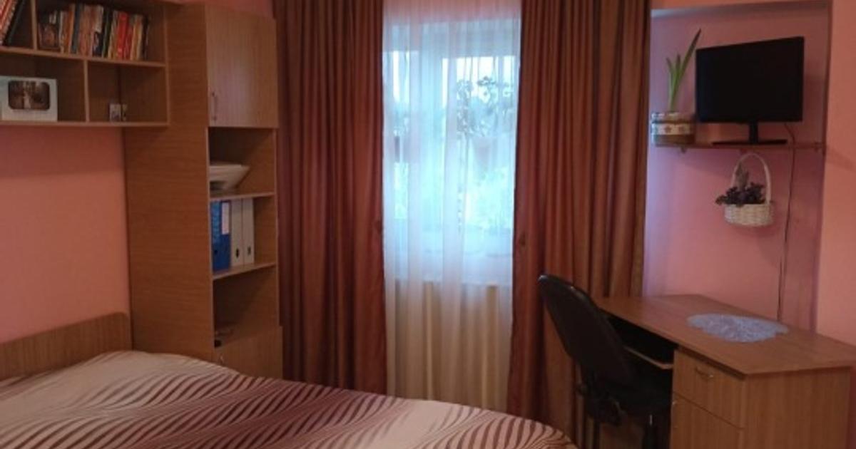 Apartament semidecomandat cu 2 camere în zona Central, Slobozia