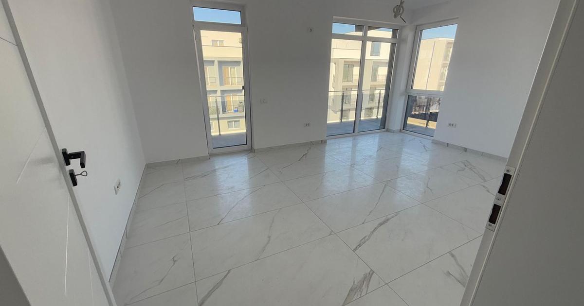 DIRECT PROPRIETAR  -APARTAMENT CU DOUA CAMERE SI TERSA DE 18 MP