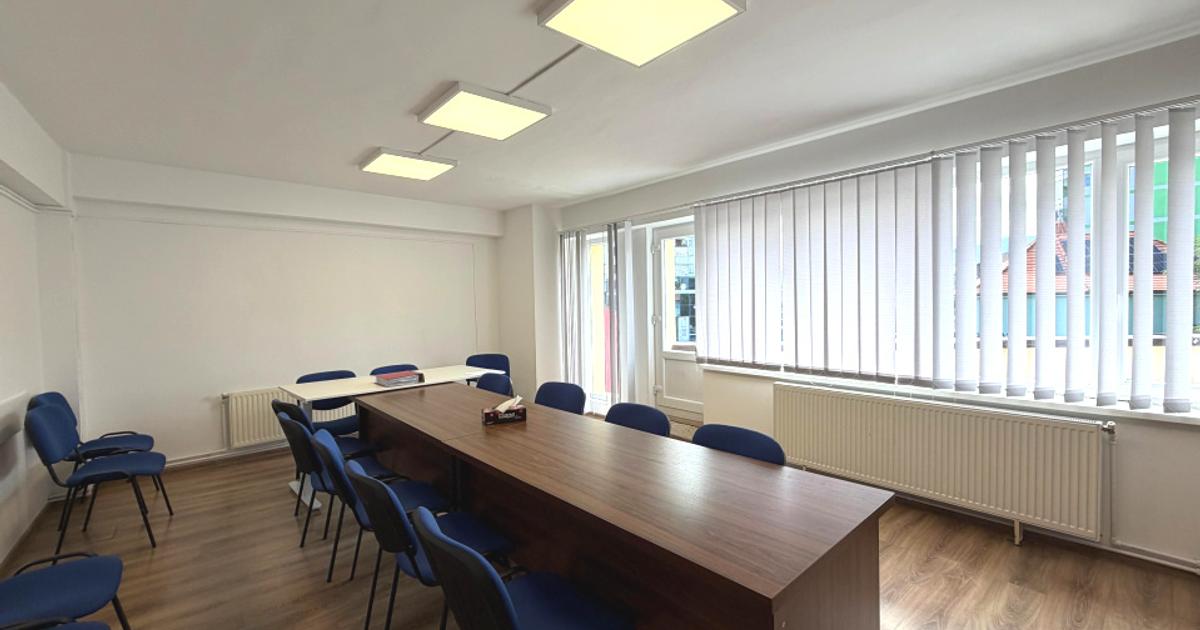 Ultracentral - Cladire cu birouri de inchiriat, 11 incaperi P+2+M