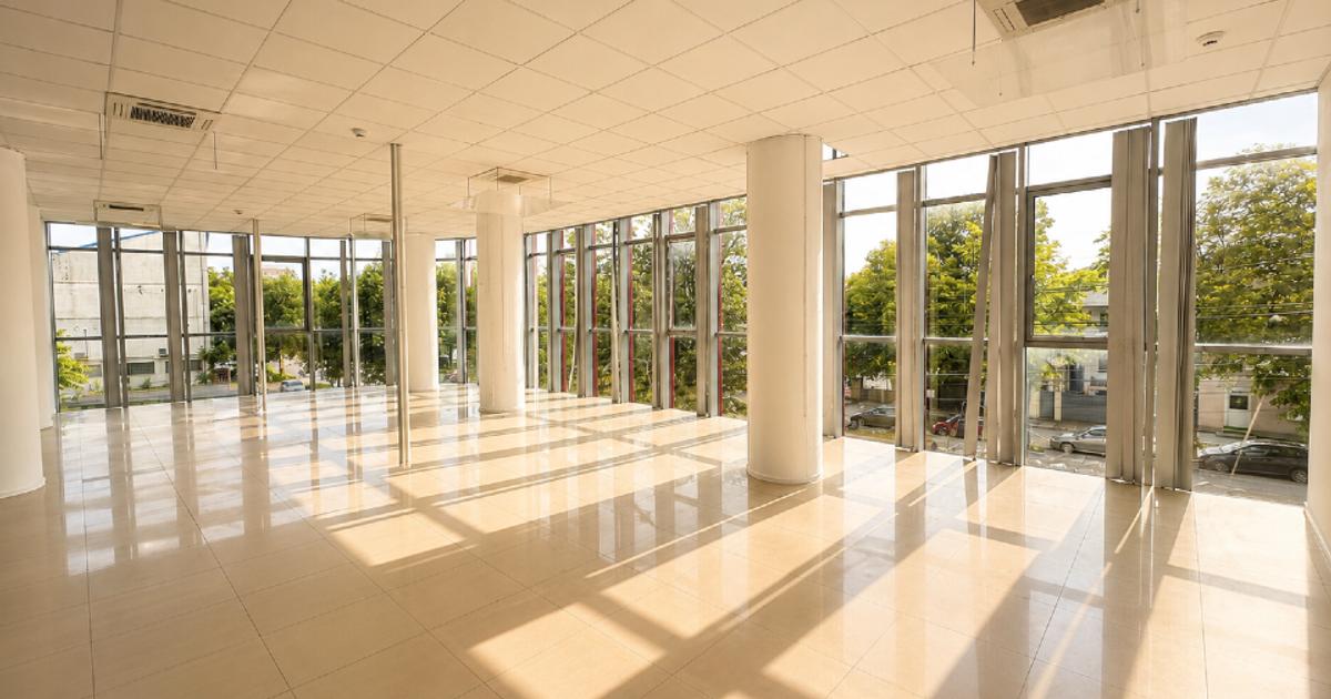 Spațiu Comercial Birouri 350 mp Etaj 1 Str. Coșbuc 116-118,Galati