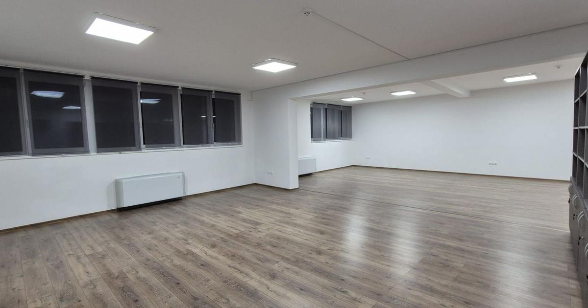 De inchiriat birouri in bloc nou - zona Centrala