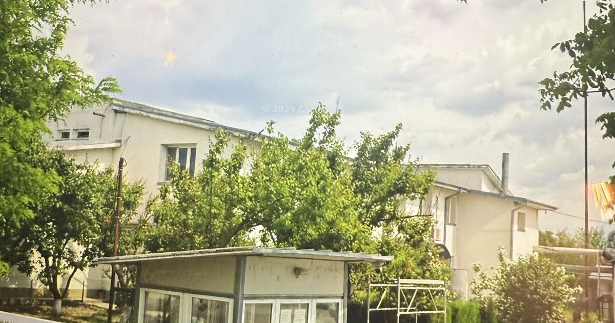 Vanzare proprietate cu spatii productie/depozitare/platforma betonata