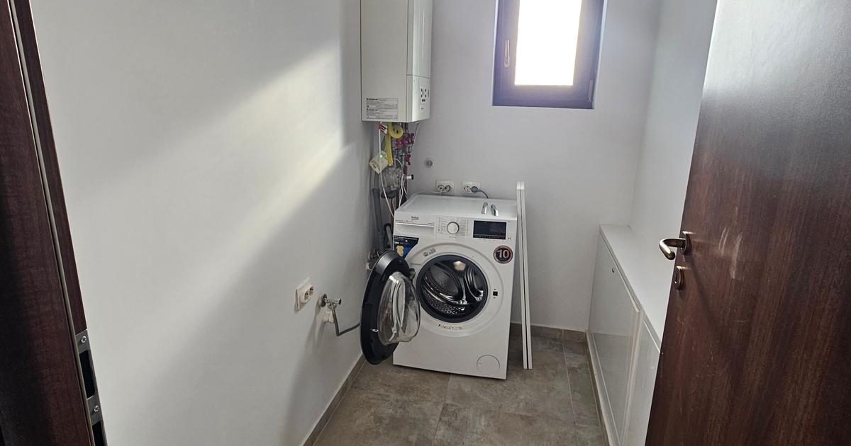 Vila de inchiriat 95 mp utili,600 mp curte,cartier rezidential,Balotesti