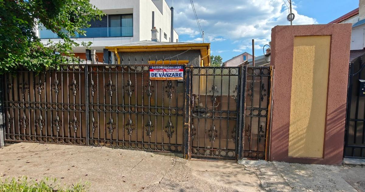 Casa solidă și teren în Zona Islaz pe Strada Mărului
