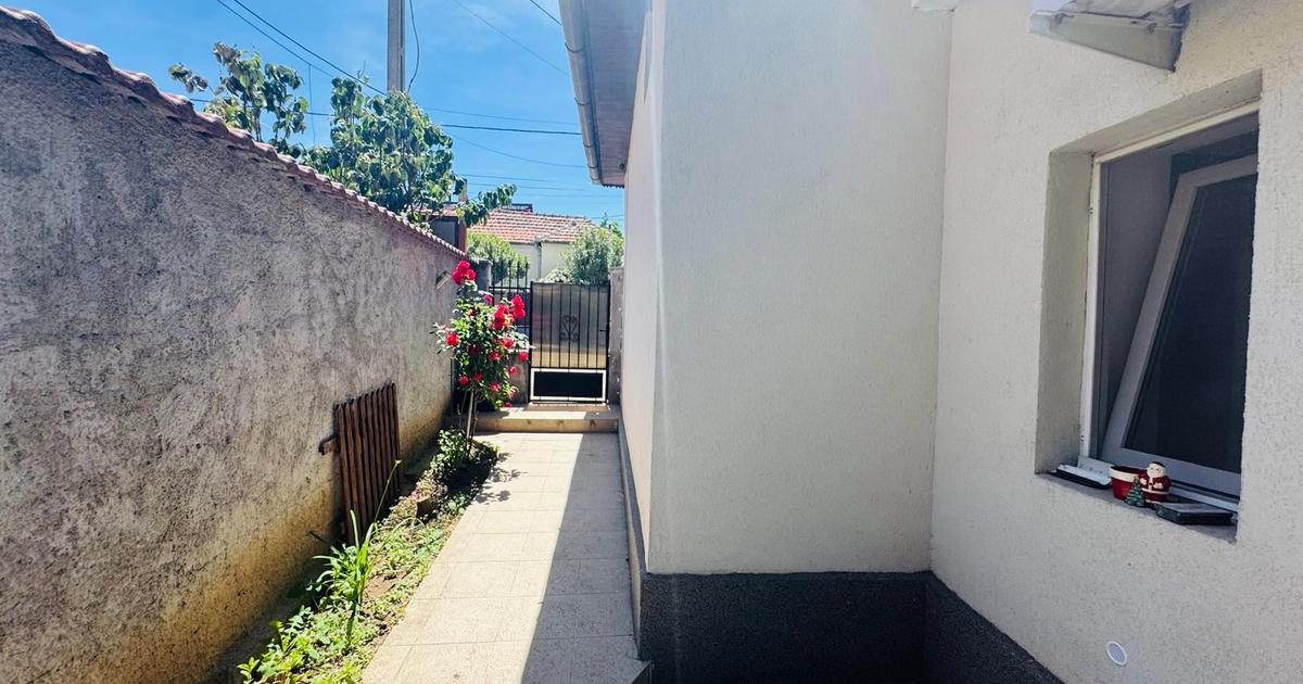 Casă de închiriat - modernizata- Centrala termica pe gaz– Zona Aluniș