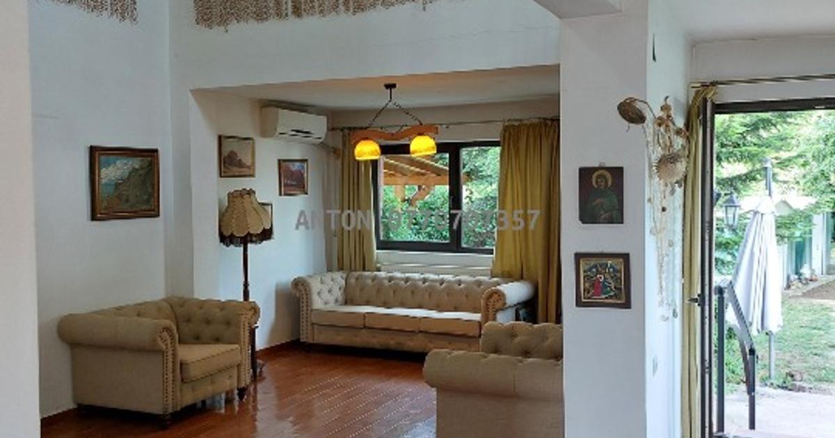 Vila deosebita in Crevedia, cu curte de 600mp, in zona linistita
