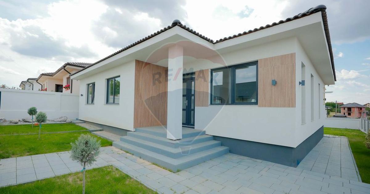 De vânzare Casă Nouă, finisată, 4 camere - Paleu