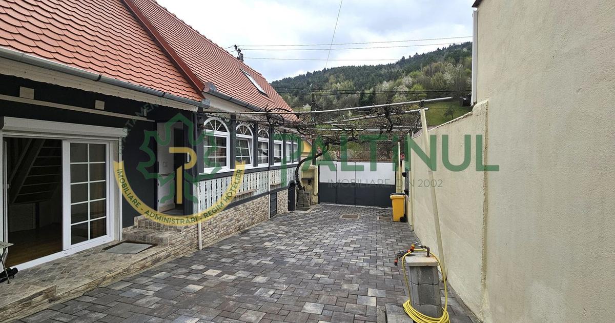 Casa de vanzare, complet renovata, în Rasinari, Sibiu