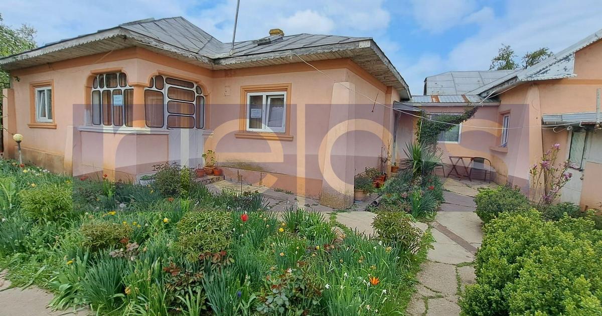 VANZARE CASA | TEREN 1100 MP | GARAJ, FOISOR, LIVADA | ROSIORI DE VEDE