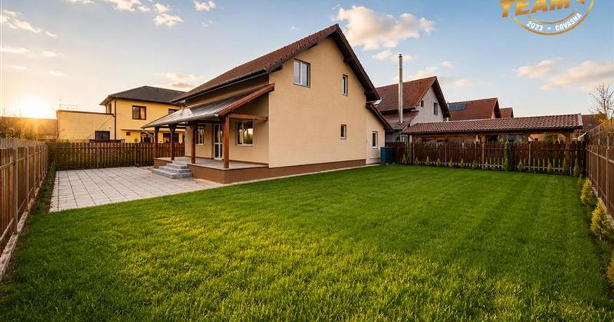 Casa noua, curte, gradina, aria Arena Sepsi, Central, Sfantu Gheorghe, Covasna