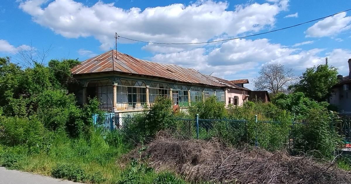 Particular Negociabil vand casa  batraneasca Tantava Giurgiu teren 2500 mp