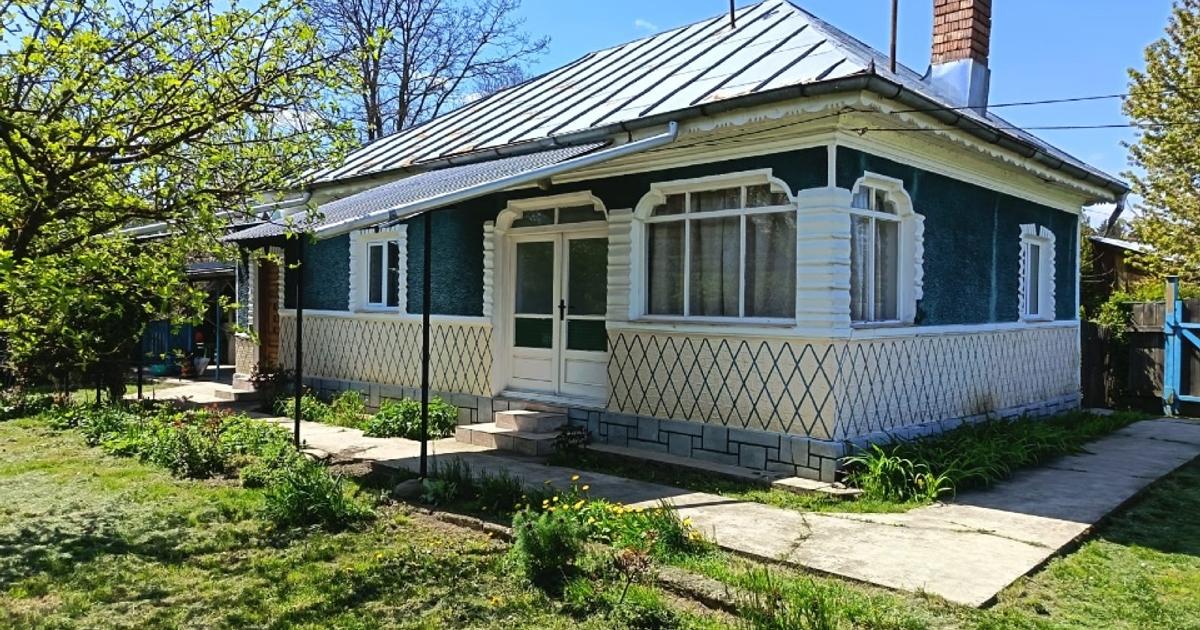Casa de vanzare in Zanesti, Neamt - 4 camere, curte 2000 mp, direct proprietar