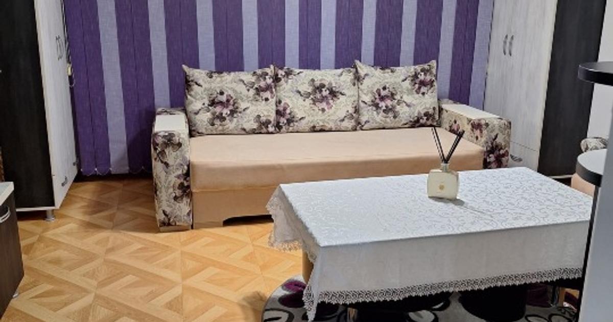 Particular închiriez garsoniera