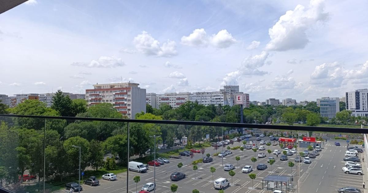 Garsonieră premium cu terasă 20 mp – Sun Royal View | Prima închiriere