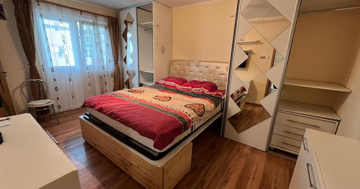 Închiriez garsonieră ,renovata,et.3, zona Peco Milea