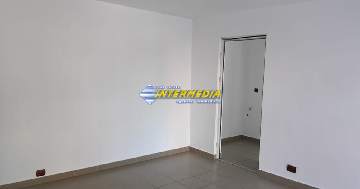 Spatiu comercial finisat de inchiriat in Centru