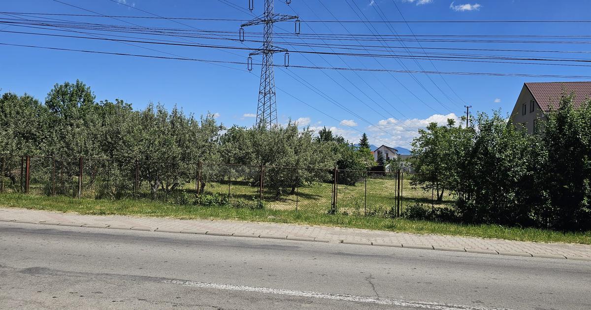 1500 mp teren intravilan cu toatre utilitatile zona cu sase