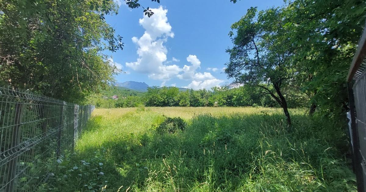 Teren intravilan și priveliște spectaculoasă către Muntele Cozia – Călimănești,