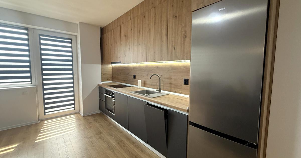 Apartament cu 2 camere de inchiriat in Arex | 1  loc de parcare | Dressing.