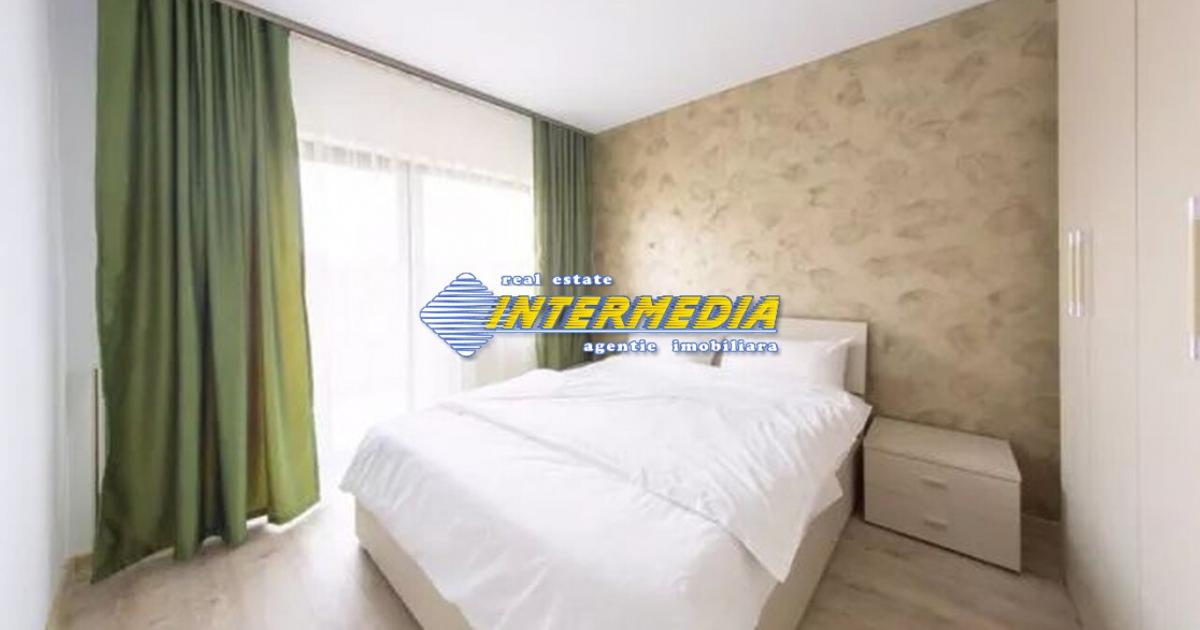 Apartament cu 3 camere de inchiriat Bloc Nou Cetate mobilat si utilat nou