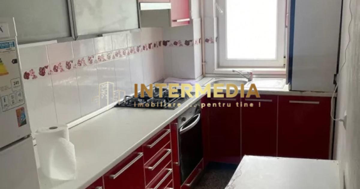 Închiriez apartament 3 camere , BLV Transilvaniei