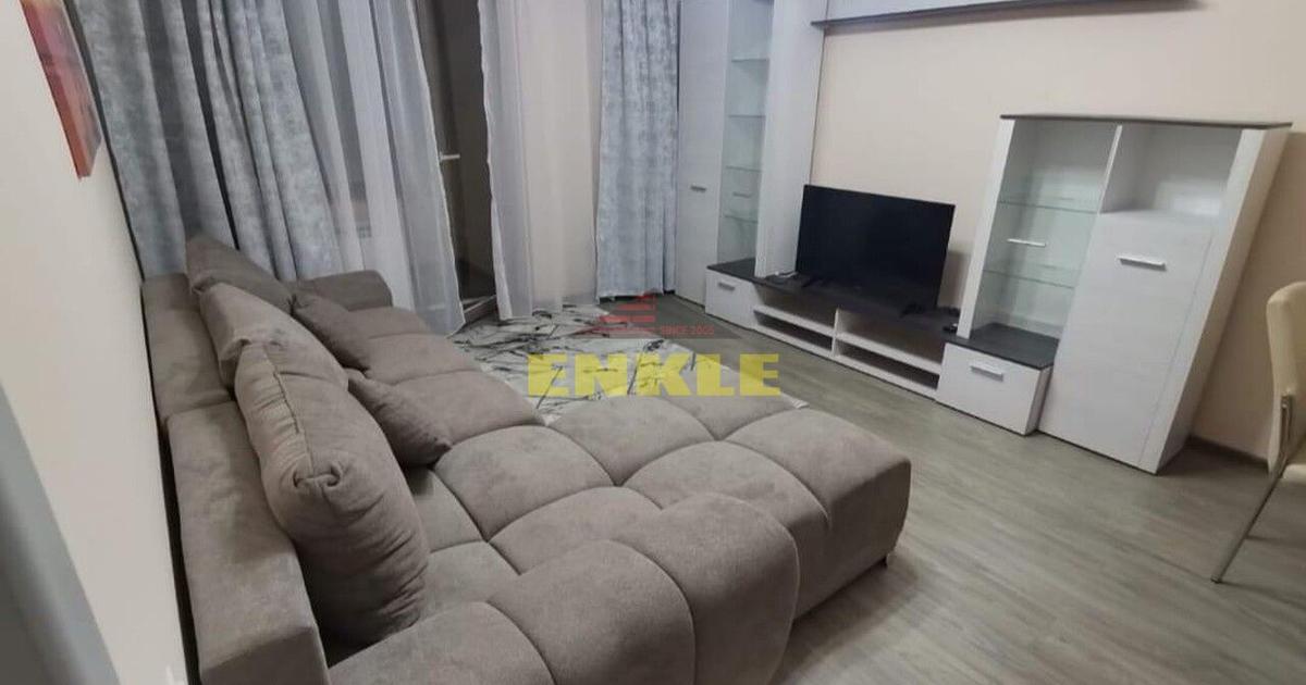 De închiriat apartament cu 3 camere, Bulevard