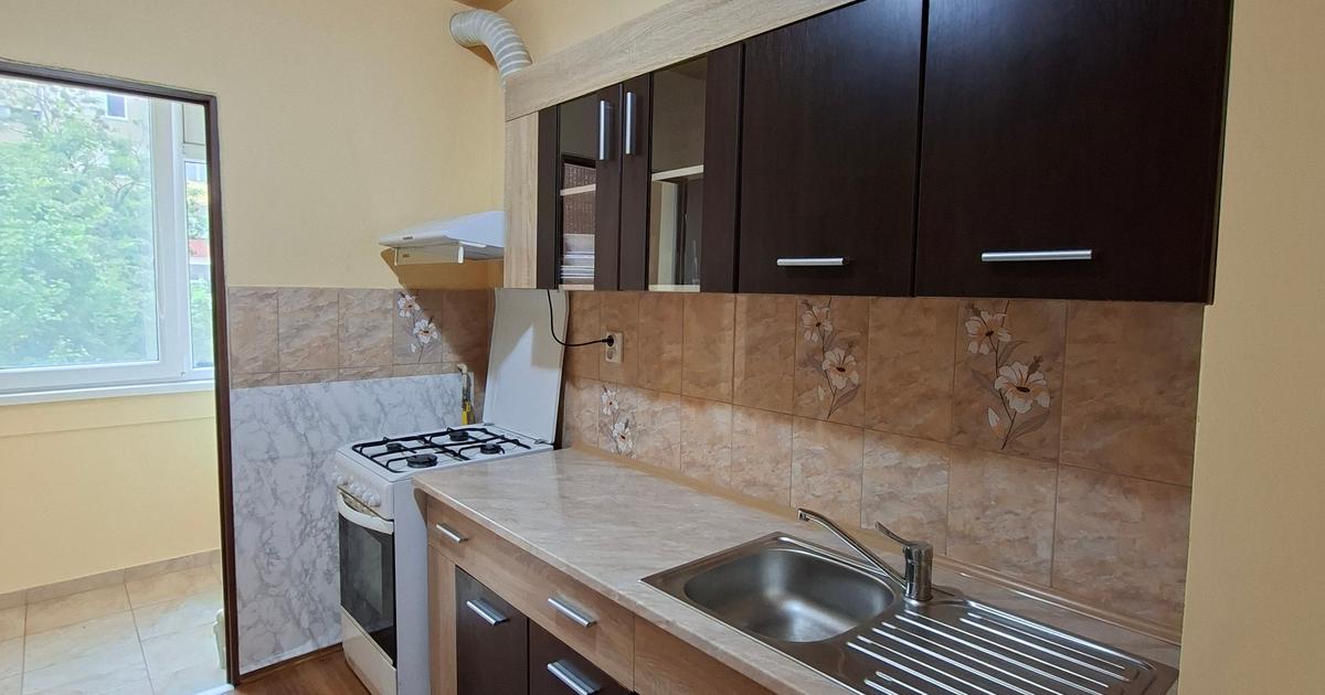 De inchiriat 2 camere