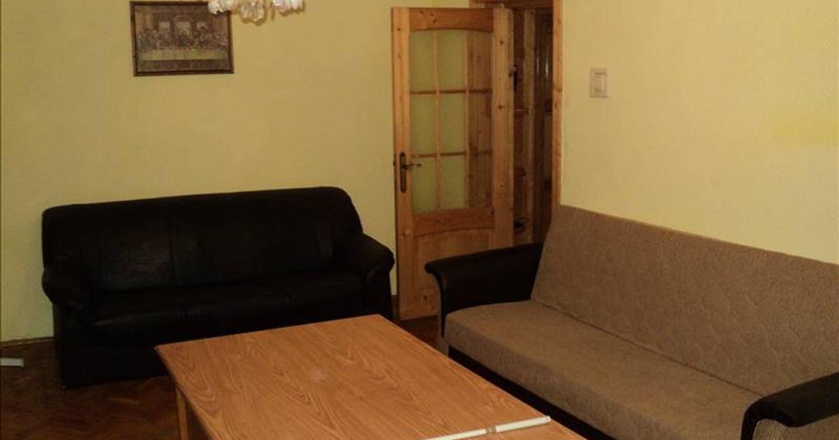 De inchiriat apartament cu doua camere in zona spitalul judetean Vrancea.