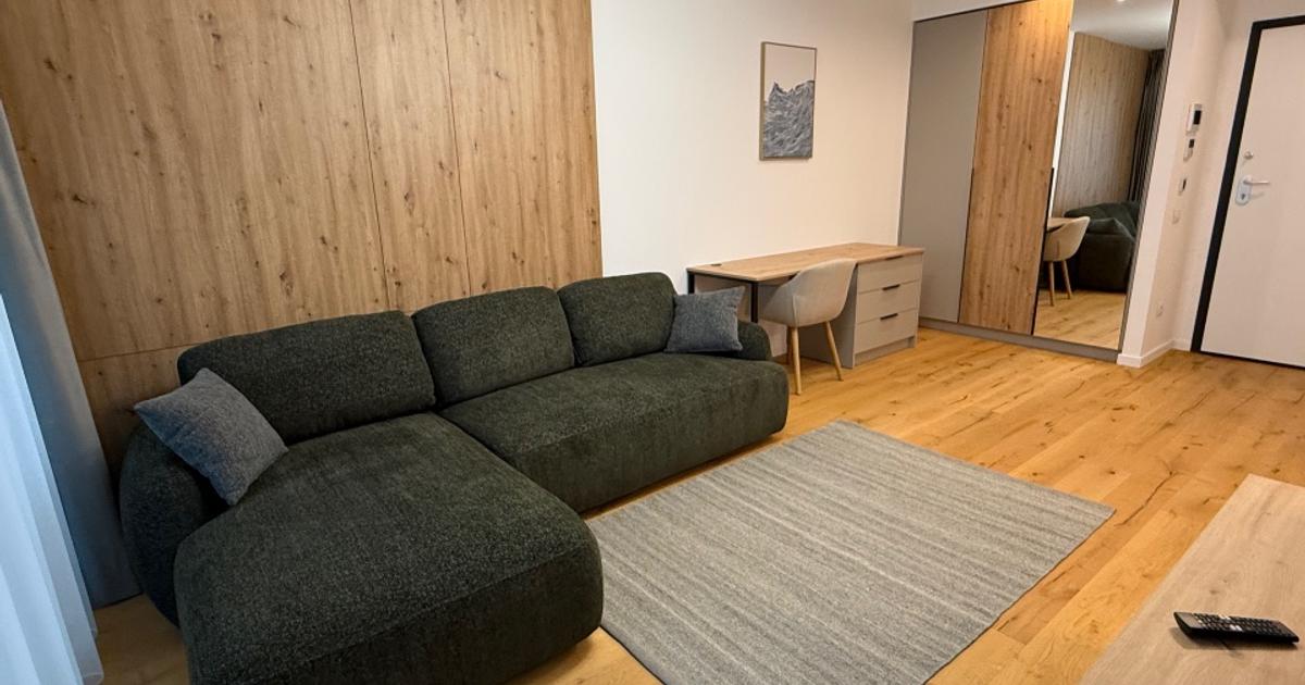 Propietar închiriez 2 camere lux - prima inchiriere
