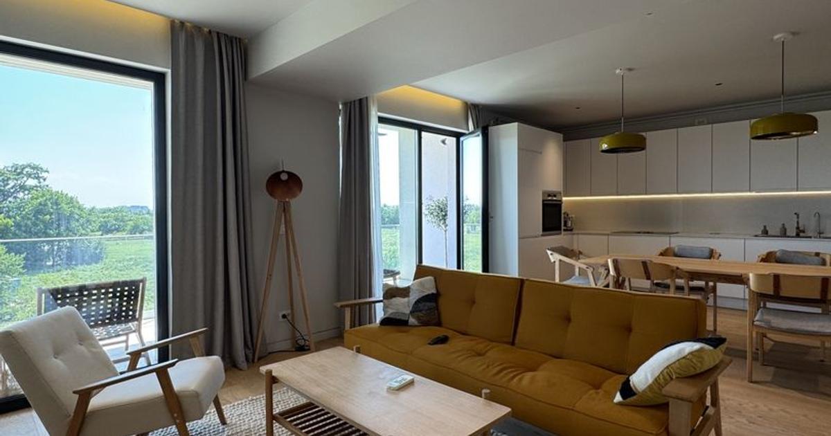 PENTHOUSE | 3 rooms | 140 SQM | VIEW OF THE LAKE