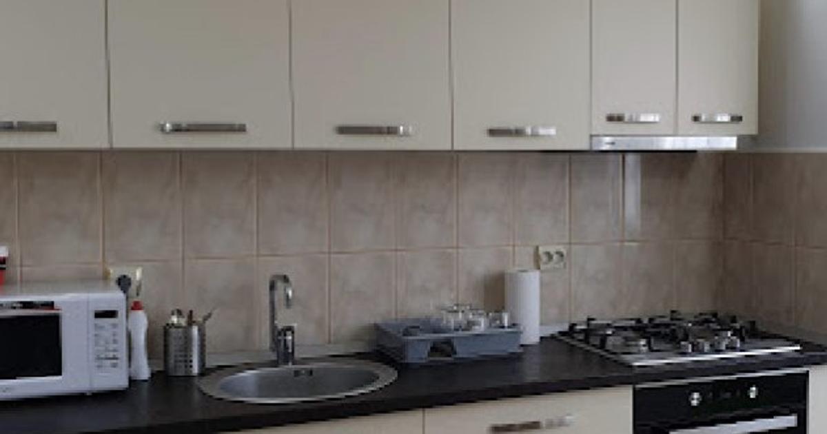 INCHIRIEZ APARTAMENT 2 CAMERE,ETAJ 3 SCOALA DE INOT