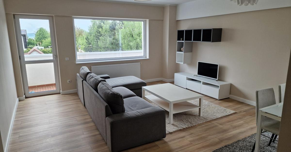 De inchiriat apartament 2 camere decomandate Zamca