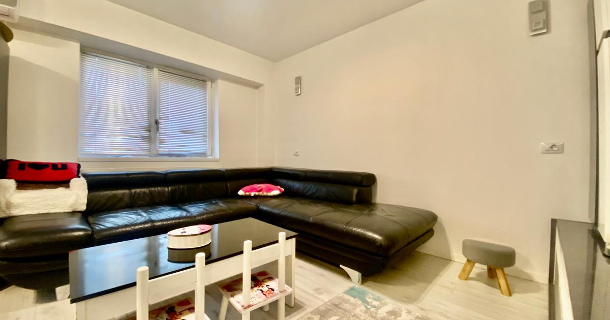 Închiriere apartament modern – 2 camere, Micro 12, Etaj 3