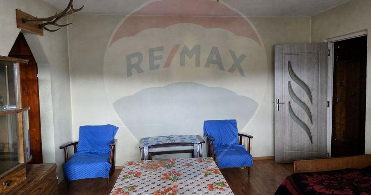 Apartament cu 2 camere de vânzare în zona Cetate