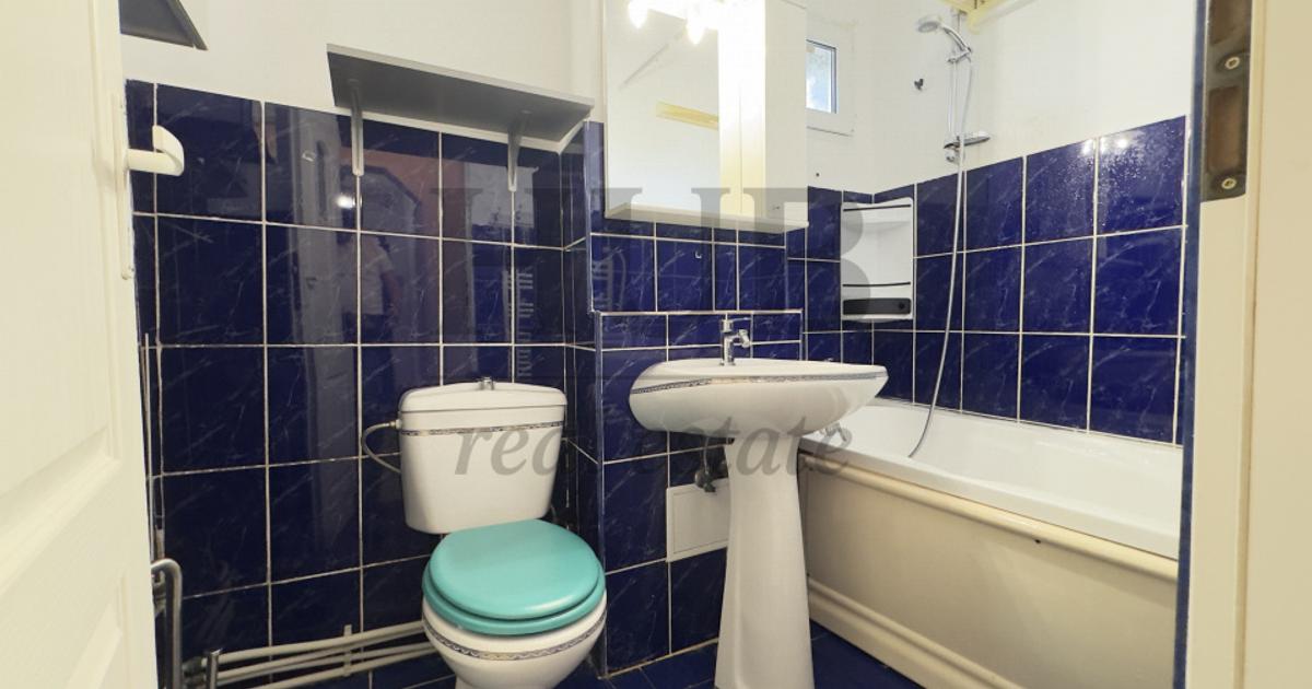 Apartament cu 3 camere | DECOMANDAT | 2 Bai | 2 balcoane | 4/7 - de vanzare