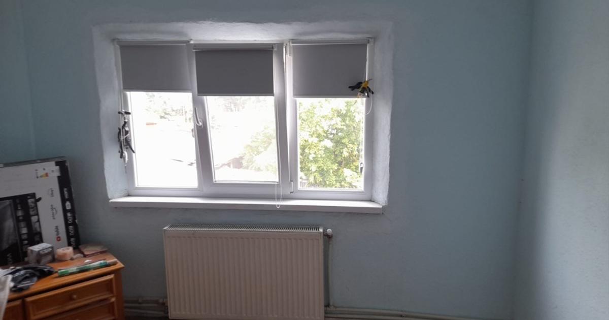 Vând apartament cu 3 camere, central